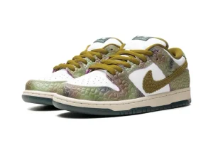 NIKE DUNK LOW SB “ALEXIS SABLONE – CHAMELEON”